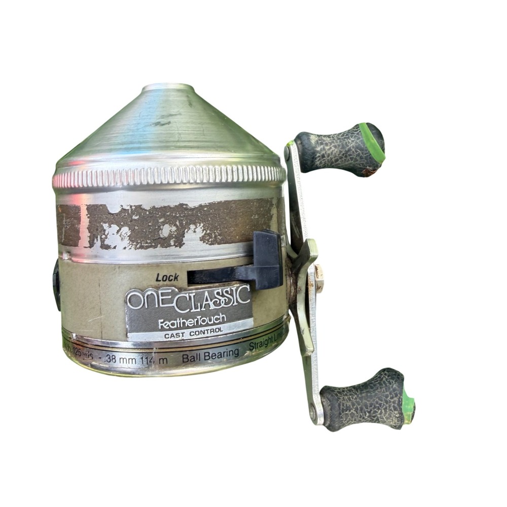Vintage Zebco One Classic FeatherTouch Spincast Fishing Reel Made in USA